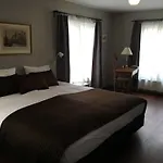 Homestay The Piano Guesthouse - Kwaadham52