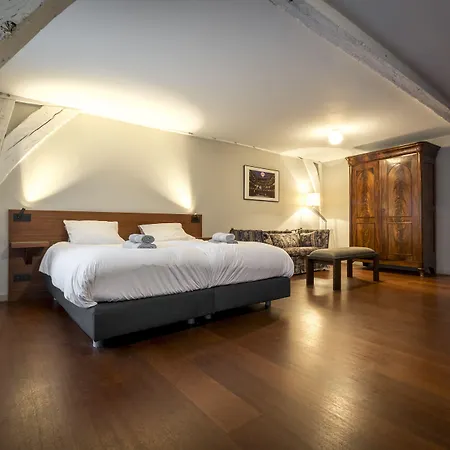 The Piano Guesthouse - Kwaadham52 Homestay