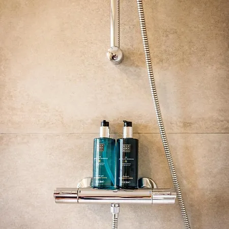 The Piano - Kwaadham52 בית אירוח *