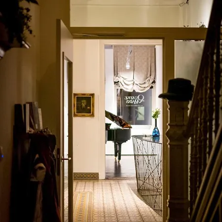 The Piano Guesthouse - Kwaadham52 Homestay Ghent